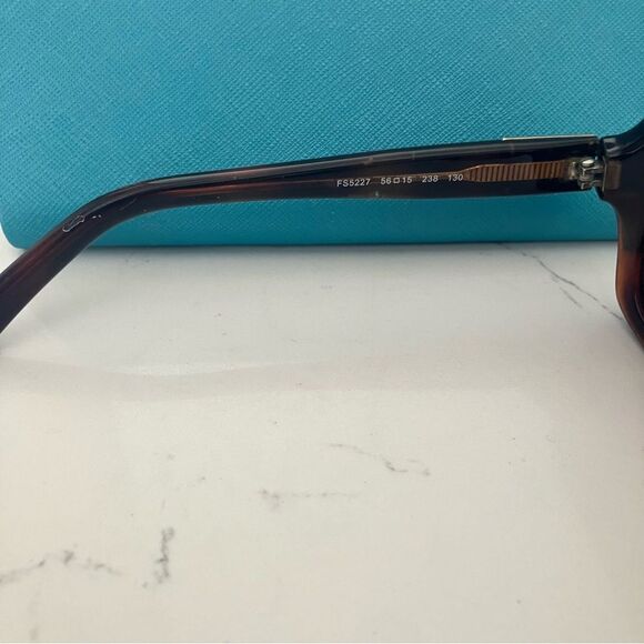 FENDI Women's Square Sunglasses FS5227 Tortoise Brown Italy - Picture 7 of 10